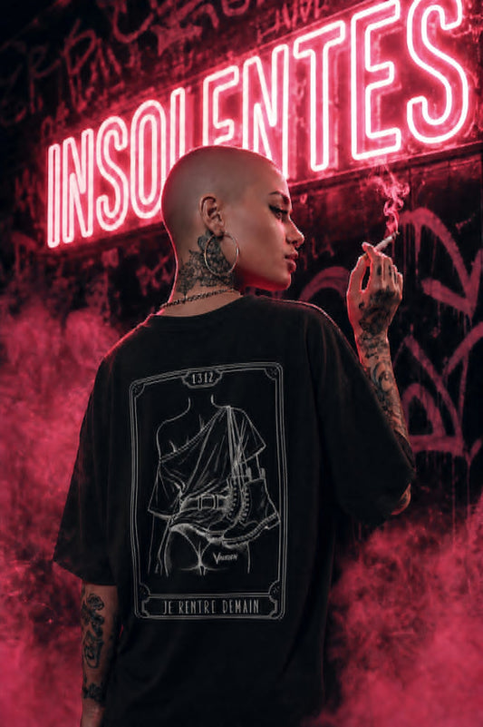 Unisex organic oversized high neck t-shirt Je rentre demain